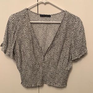 A&F small black and white crop top